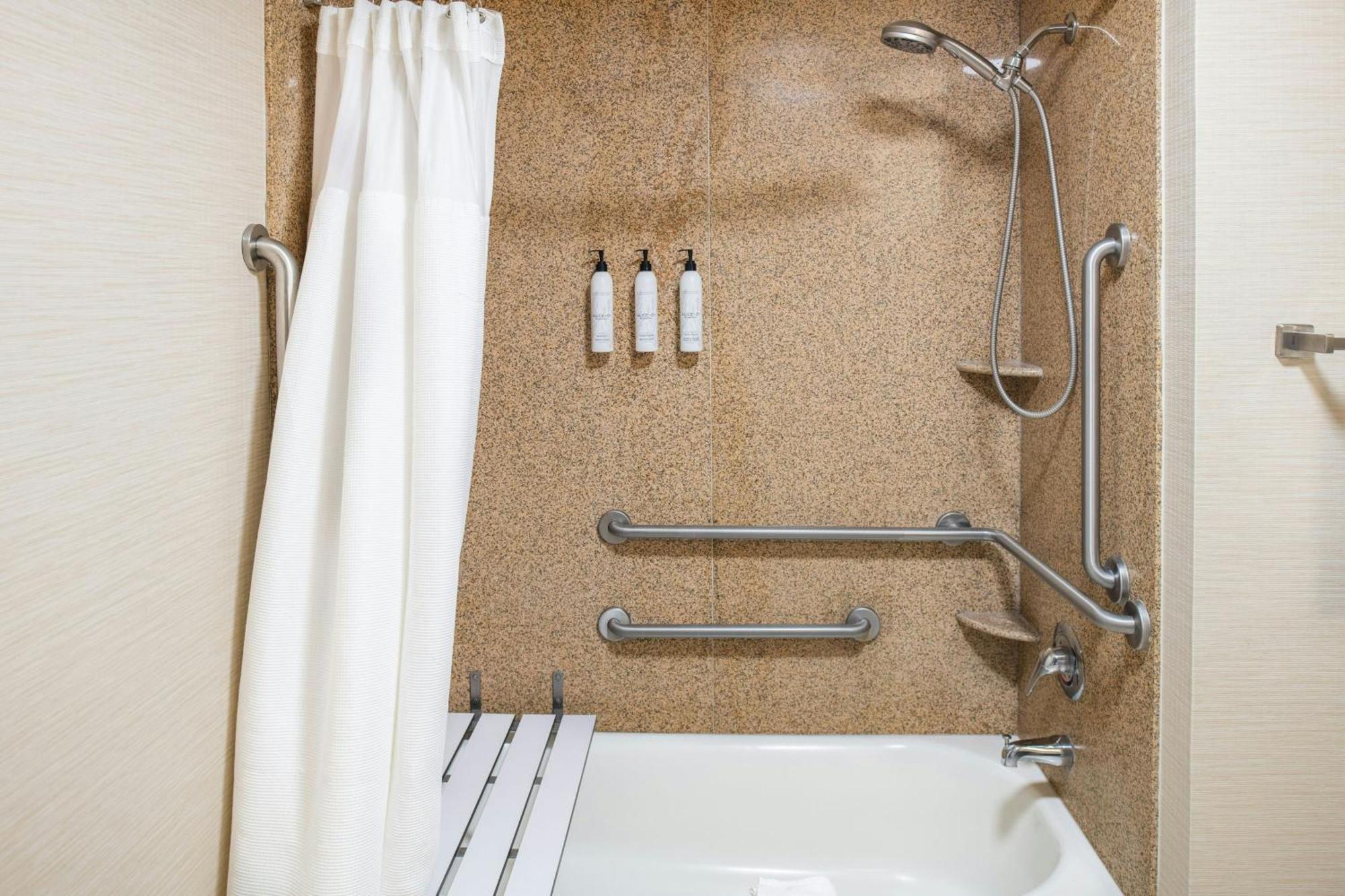 Fairfield Inn And Suites By Marriott Elk Grove Luaran gambar