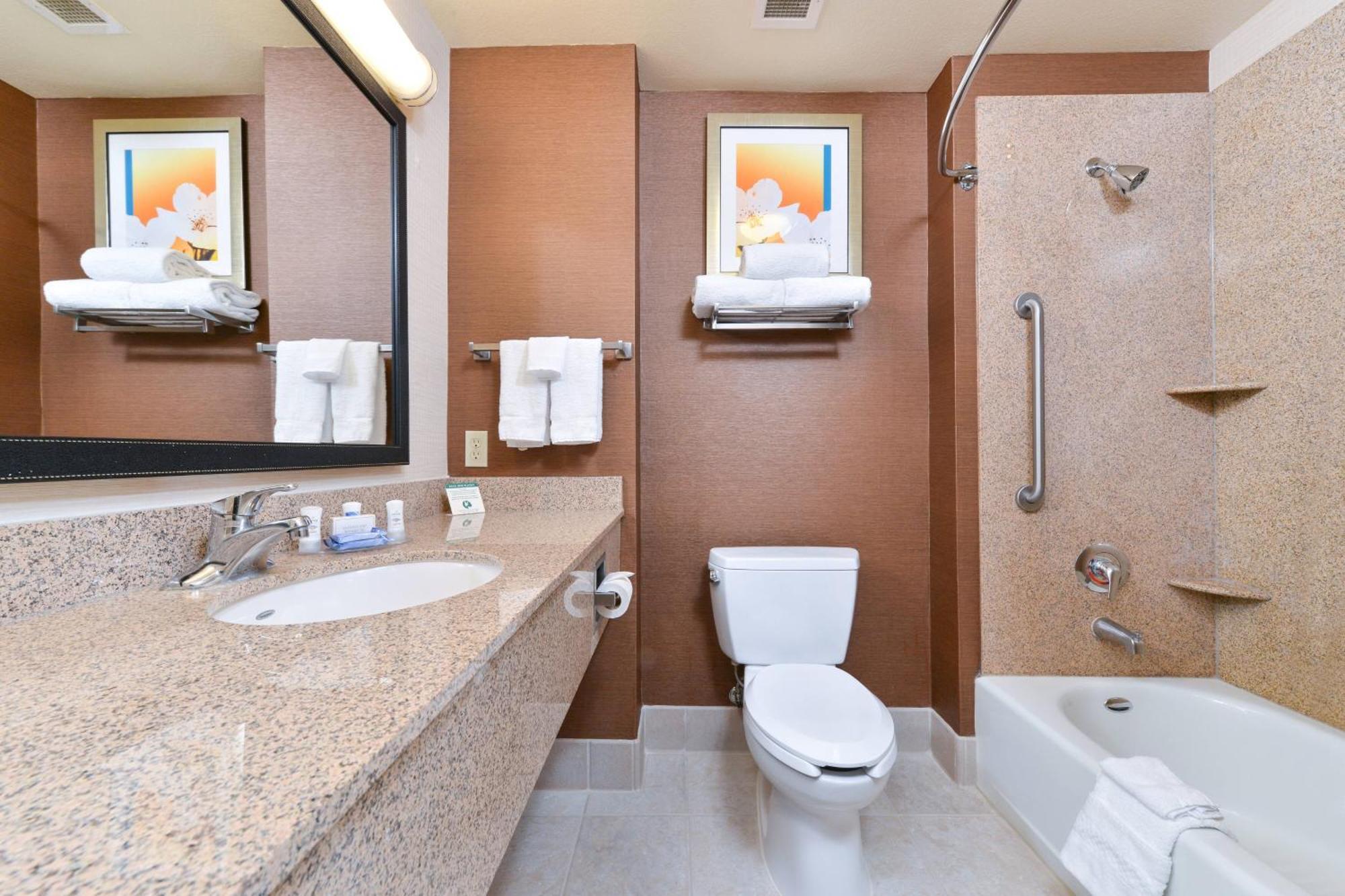 Fairfield Inn And Suites By Marriott Elk Grove Luaran gambar