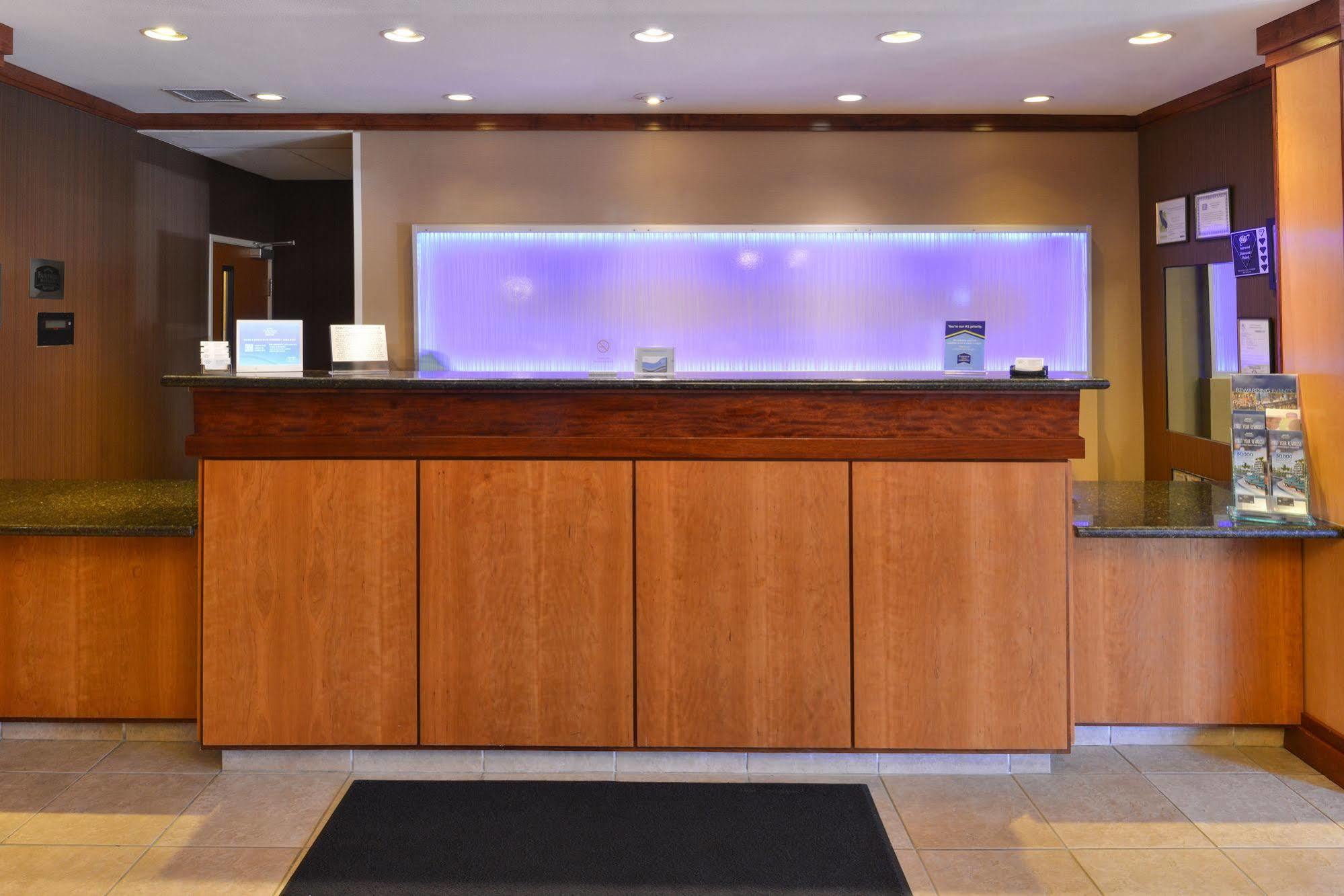 Fairfield Inn And Suites By Marriott Elk Grove Luaran gambar